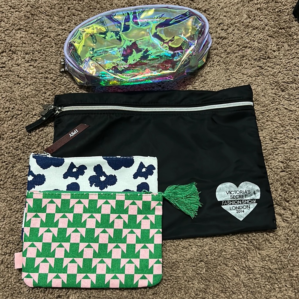 Bag’s ✨ for make up or toiletries